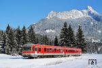 628 102 als RB 5524 auf der Fahrt von Reutte in Tirol nach Pfronten bei Unterletzen. (30.12.2005) <i>Foto: Stefan von Lossow</i>