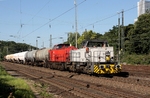 Eine G 1204 und 203 120 mit einem Chemion-Kesselwagen-Ganzzug in Köln-West. (01.08.2012) <i>Foto: Wolfgang Bügel</i>