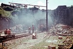 Luftangriffe und Partisanenanschläge, wie hier auf einen Zug am Tunnel von Monzuno (Strecke Bologna - Prato) zeigten offenkundig Wirkung, auch wenn mit dem Wiederaufbau der Infrastruktur unmittelbar wieder begonnen wurde. (08.1944) <i>Foto: Walter Hollnagel</i>
