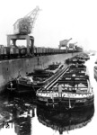 Frachtschiffe im Hafen von Cosel an der Oder. (1941) <i>Foto: RVM</i>