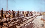 Reparaturarbeiten an der Strecke Bologna - Verona in Ostiglia. (08.1944) <i>Foto: Walter Hollnagel</i>