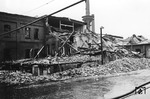 Walter Hollnagel dokumentierte penibel die Schäden des Luftangriffes vom 25. Oktober 1944 auf die Bahnanlagen von Neumünster. (10.1944) <i>Foto: Walter Hollnagel</i>