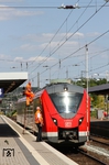 Nicht nur ICEs machen bei sommerlichen Temperaturen schlapp, in Wuppertal-Vohwinkel erwischte es auch diesen Alstom Coradia Continental. (06.07.2015) <i>Foto: Joachim Bügel</i>