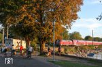 218 431 mit IRE 4238 nach Stuttgart auf dem Bodenseedamm zwischen Lindau Hbf und -Aeschach. (12.09.2015) <i>Foto: Joachim Bügel</i>