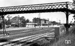 Blick in den Bahnhof Schwäbisch Hall-Hessental an der Bahnstrecke Crailsheim - Heilbronn bzw. Backnang. (1934) <i>Foto: RVM</i>