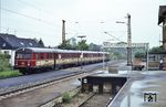425 119 im Bahnhof Reutlingen-Betzingen. Zwei Wochen später wurde der Triebwagen am 02.06.1985 abgestellt und am 31. August 1985 ausgemustert. (21.05.1985) <i>Foto: Peter Schiffer</i>
