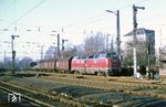 221 107 fährt mit Ng 63726 in Bochum-Nord ein. (31.01.1981) <i>Foto: Joachim Bügel</i>