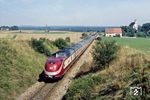 601 004/008 auf dem nicht elektrifizierten Teil der Höllentalbahn zwischen Neustadt und Donaueschingen bei Löffingen. (08.09.1983) <i>Foto: Wolfgang Bügel</i>