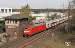 101 018 mit dem über die Güterzugstrecke umgeleiteten IC 2013 (Leipzig - Oberstdorf) am Abzweig Tiefenbroich bei Ratingen. (31.03.2017) <i>Foto: Wolfgang Bügel</i>