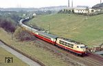 Und damit es nicht zu langweilig wird, es gab auch noch andere Züge als den 430: Hier ist 103 186 in Witten-Sonnenschein mit IC 547 "Niedersachsen" (Köln - Hannover) in Witten-Sonnenschein unterwegs. (24.03.1984) <i>Foto: Wolfgang Bügel</i>