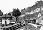 Unterhalb der berühmten Dornburger Schlösser liegt der Bahnhof Dornburg an der Saaletalbahn. (1934) <i>Foto: RVM</i>