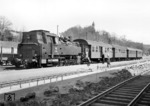 64 236 vor P 1448 auf der Remstalbahn im Bahnhof Lorch/Württ. (10.04.1967) <i>Foto: Heinz Hangarter</i>