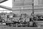 Nach einer Hauptuntersuchung unternimmt Lok 7 (Krupp, Baujahr 1952) eine Probefahrt in Alsdorf. (05.1969) <i>Foto: Gerhard Moll</i>