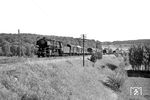 44 574 (Bw Mannheim) mit einem Güterzug bei Mosbach. (19.09.1959) <i>Foto: Helmut Röth</i>