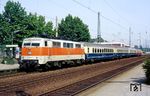 Die damalige S-Bahnlok 111 118 als Lokaushilfe vor dem Kurz-IC 646 "Hellweg" (Dortmund - Wuppertal - Köln) in Solingen-Ohligs. (24.08.1987) <i>Foto: Joachim Bügel</i>