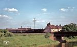 39 103 (Bw Limburg) mit P 2493 an der Niddabrücke in Frankfurt-Nied. (08.06.1962) <i>Foto: Theodore Shrady</i>