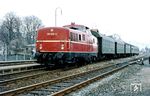 280 005 mit N 3874 im Bahnhof Ebermannstadt. (02.1974) <i>Foto: Werner Vierling</i>
