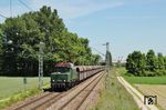 194 158 mit einem Güterzug bei Freising, dessen berühmter Dom im Hintergund zu sehen ist. (07.06.2014) <i>Foto: Stefan von Lossow</i>