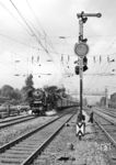 03 1050 (Bw Hagen-Eckesey) mit einem Schnellzug kurz vor dem Dortmunder Hauptbahnhof. (01.07.1960) <i>Foto: Willi Marotz</i>
