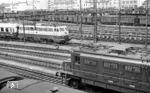 112 494 mit dem TEE 9 "Rheingold" nach Amsterdam in Basel SBB. (09.02.1971) <i>Foto: Karl Wyrsch, Slg. D. Ammann</i>